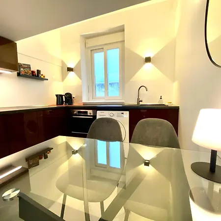 Duplex Cosy Au Coeur Du Vieux-nice * ניס