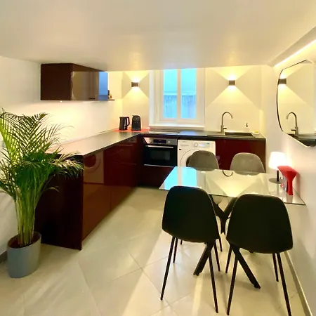 Duplex Cosy Au Coeur Du Vieux-nice Apartamento