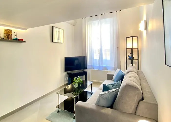 Duplex Cosy Au Coeur Du Vieux-nice