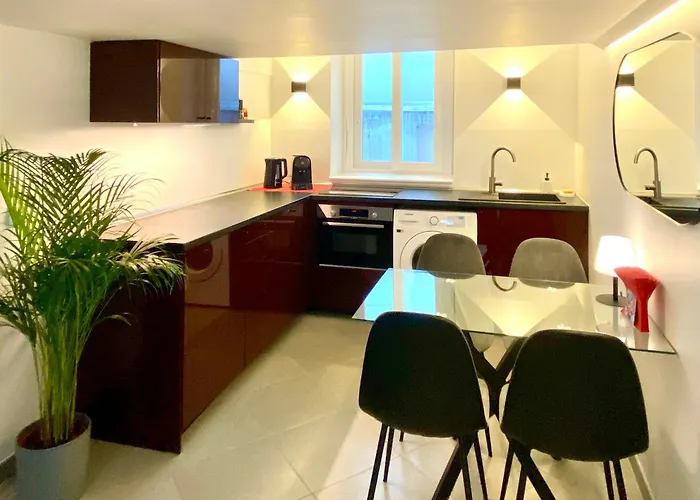 Duplex Cosy Au Coeur Du Vieux-nice Appartement